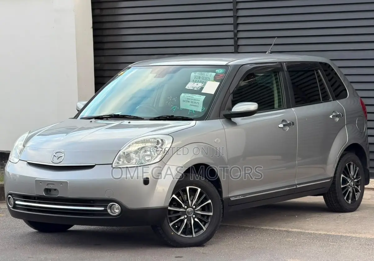 Mazda Verisa 2011 Gray