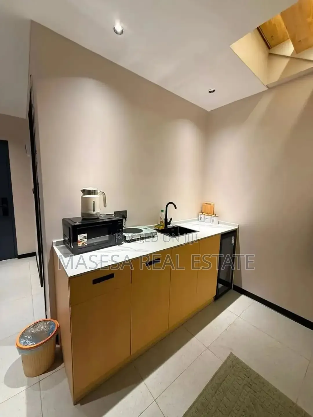 Furnished 1bdrm Duplex in Masaki for rent
