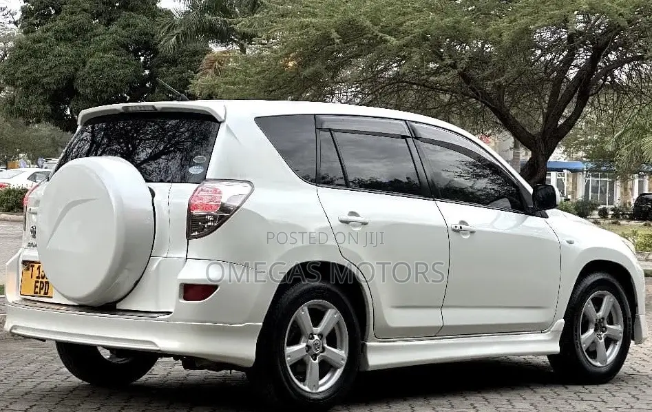 Toyota RAV4 2.0 4x4 2007 White