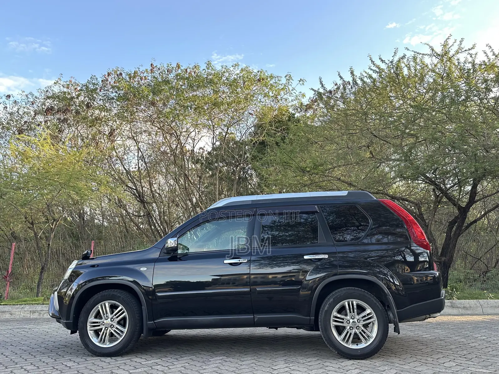 Nissan X-Trail 2.0 Diesel 2011 Black