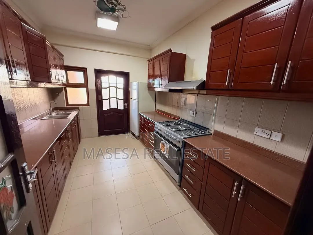 Furnished 4bdrm Apartment in Upanga East for rent