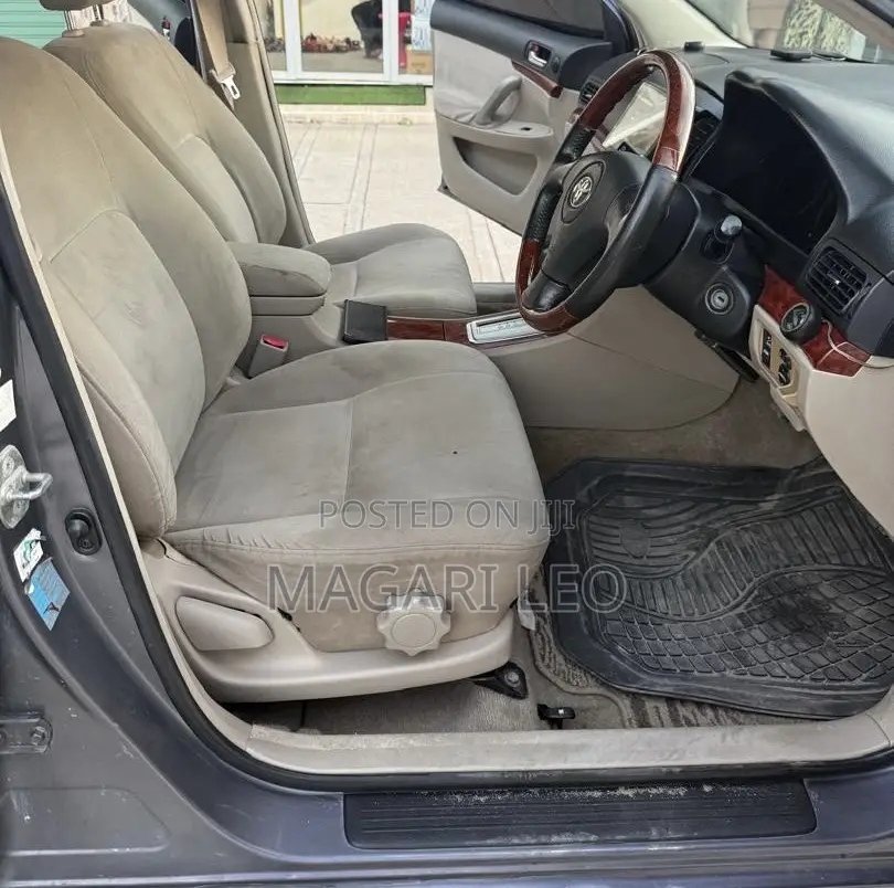 Toyota Premio 2.0 FWD 2004 Gray