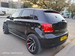 Volkswagen Polo 2012 Black