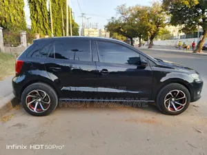 Volkswagen Polo 2012 Black
