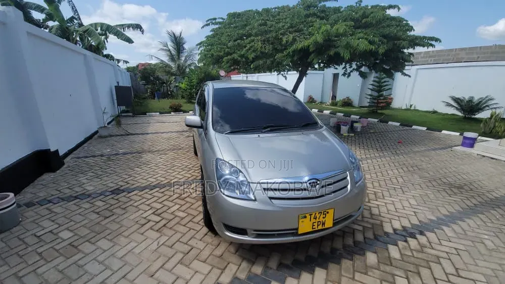 Toyota Corolla Spacio 2006 Silver