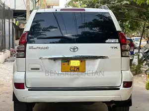 Toyota Land Cruiser Prado 2002 White