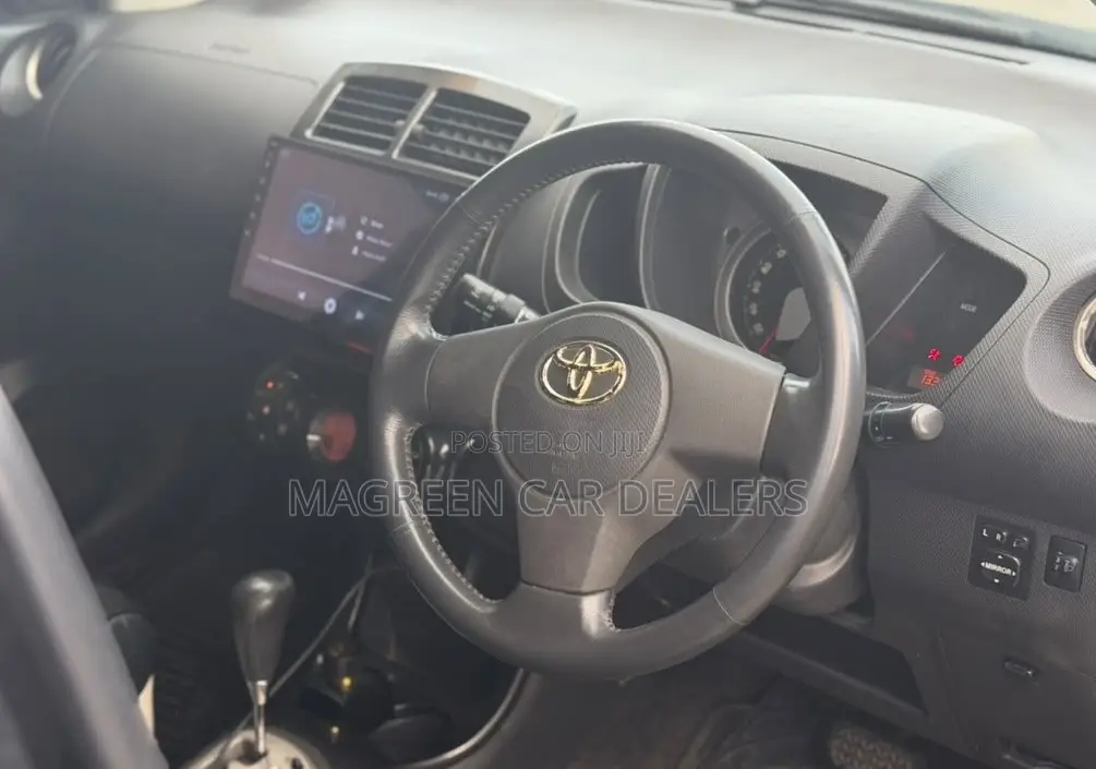 Toyota IST 2009 Black