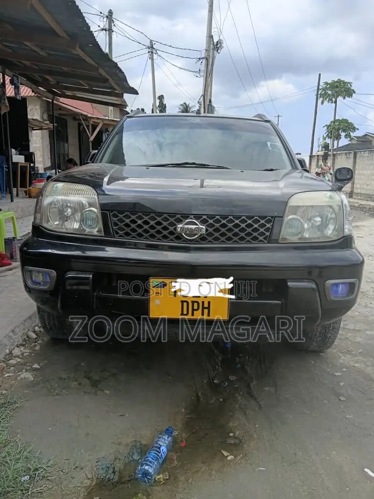 Nissan X-Trail 2005 Black