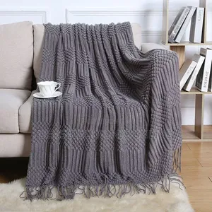 Throw Blanket Reja