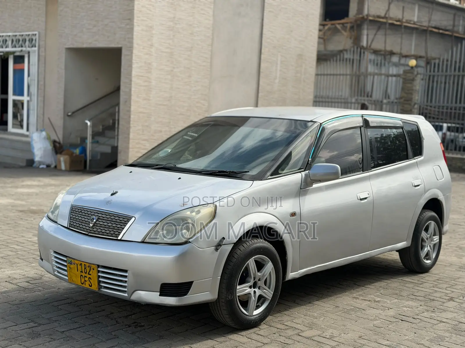 Toyota Opa 2002 Silver