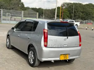 Toyota Opa 2002 Silver