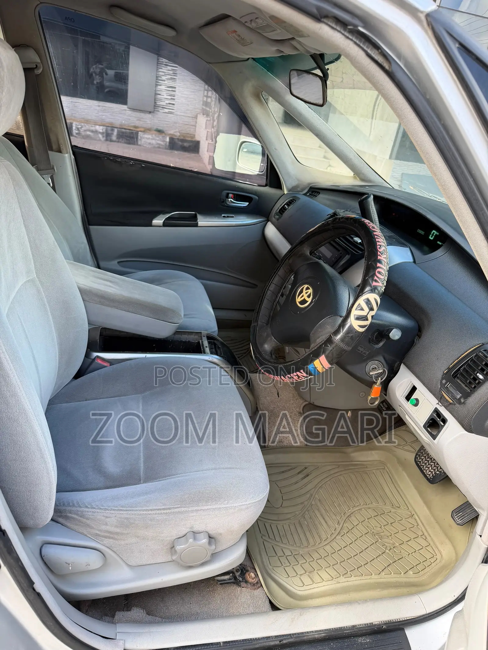 Toyota Opa 2002 Silver