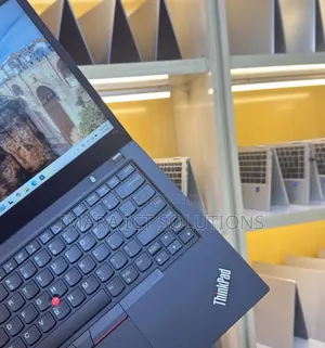 Laptop Lenovo ThinkPad T14s Gen 2 16GB Intel Core i5 SSD 256GB