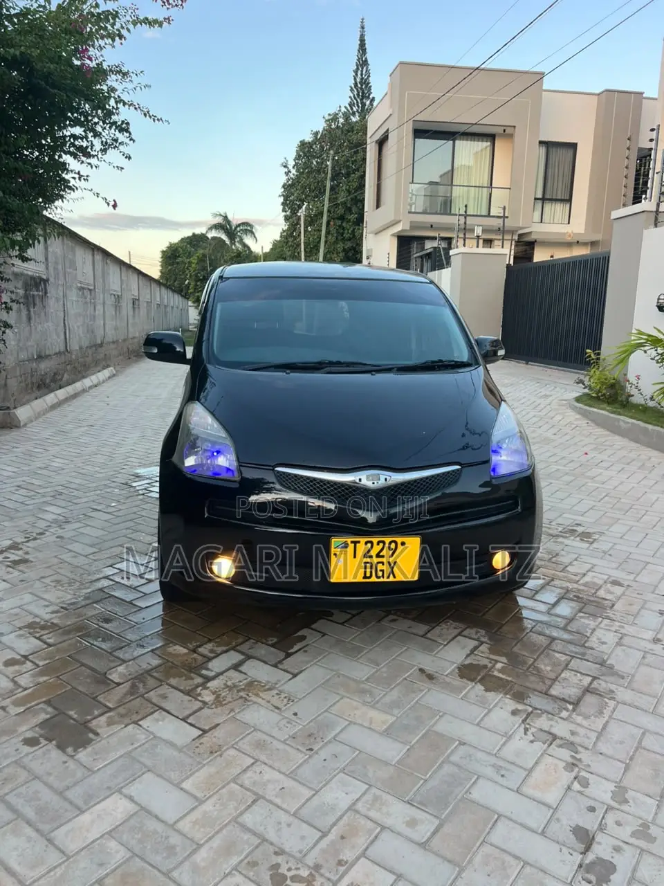 Toyota Ractis 1.5 AWD 2005 Black