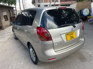 Toyota Corolla Spacio 2002 Beige