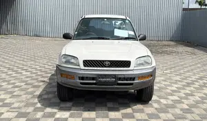 Toyota RAV4 1996 White