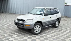 Toyota RAV4 1996 White