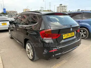 BMW X1 2011 Black