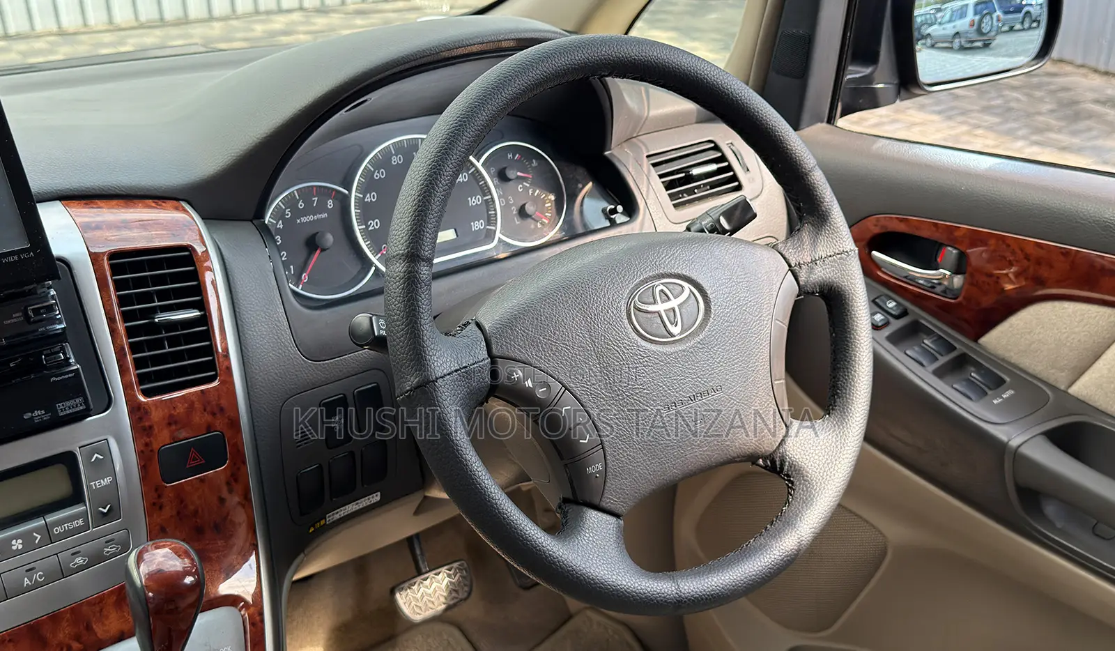 Toyota Alphard 2005 Black