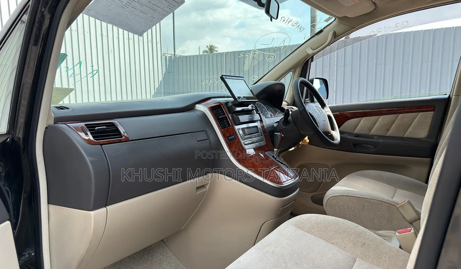 Toyota Alphard 2005 Black