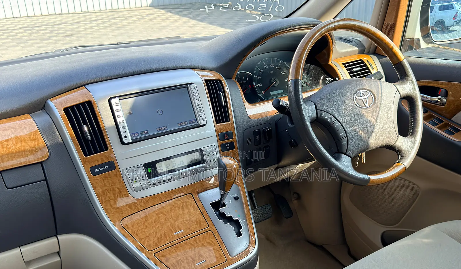 Toyota Alphard 2006 White