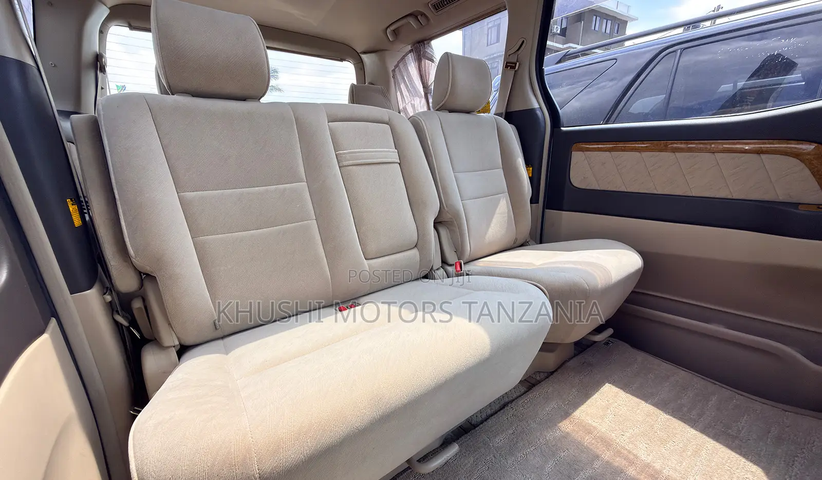 Toyota Alphard 2006 White
