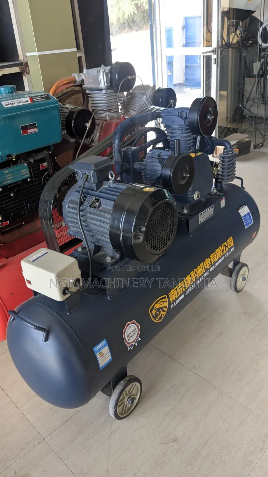 Air Compressor 180L