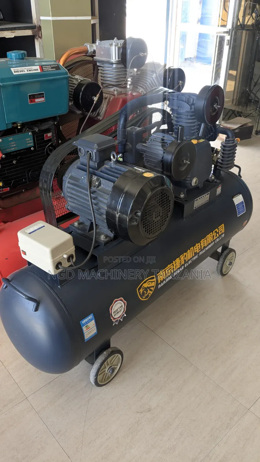 Air Compressor 180L