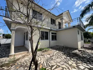 6bdrm Apartment in Amani Street, Mbweni for sale