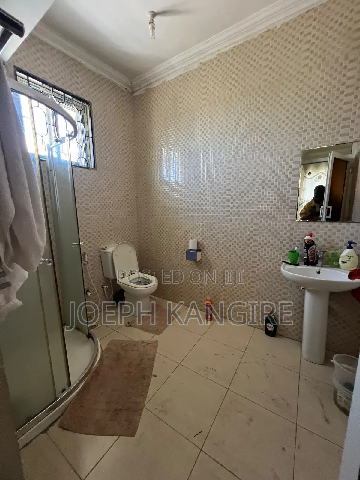6bdrm Apartment in Amani Street, Mbweni for sale