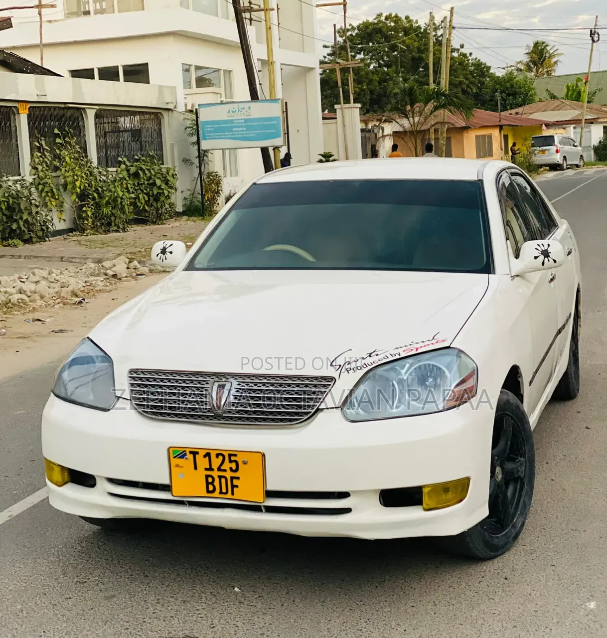 Toyota Mark II 2002 White