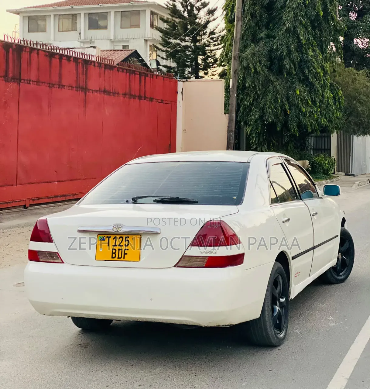 Toyota Mark II 2002 White