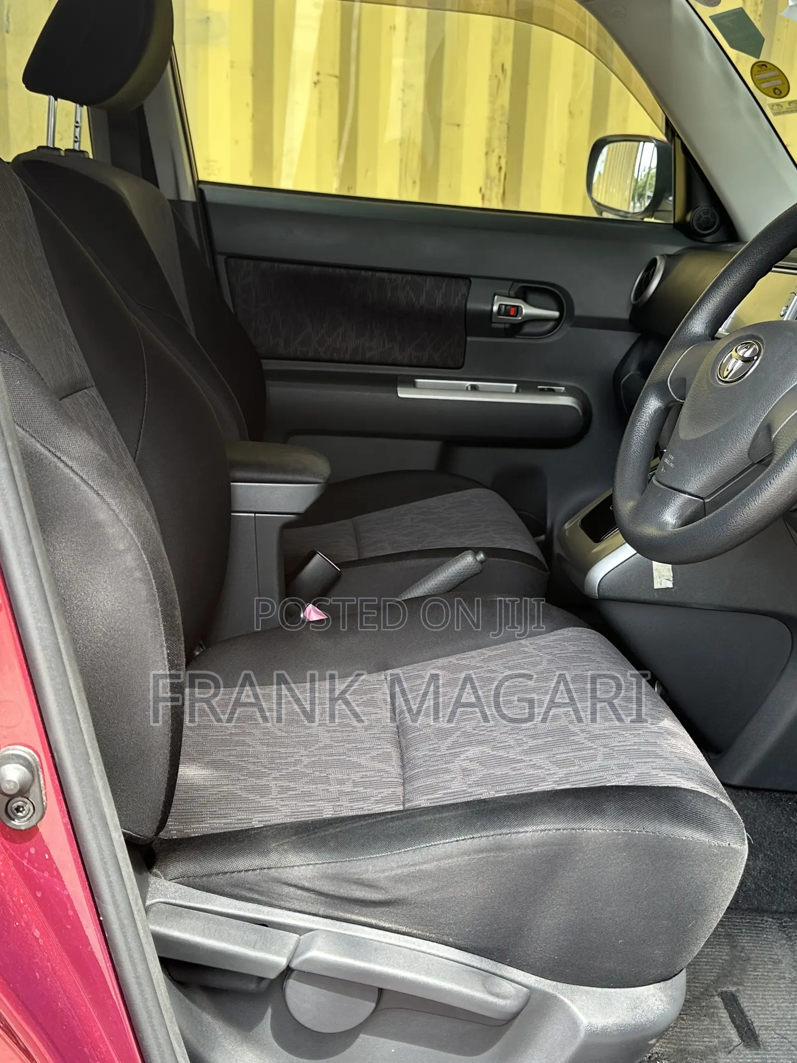 Toyota Corolla Rumion Hatchback 1.8 FWD 2010 Maroon