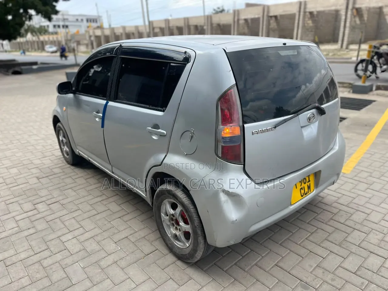 Toyota Passo 2004 Silver