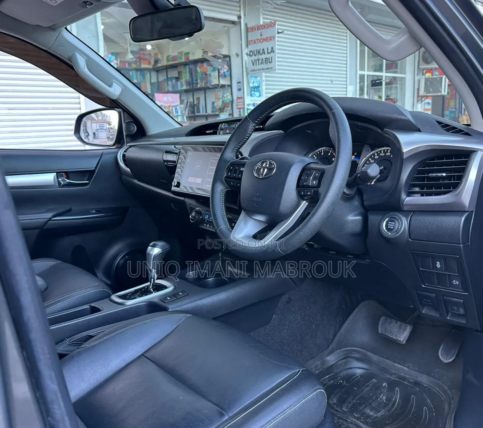 Toyota Hilux 2021 Gray