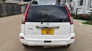 Nissan X-Trail Automatic 2005 White