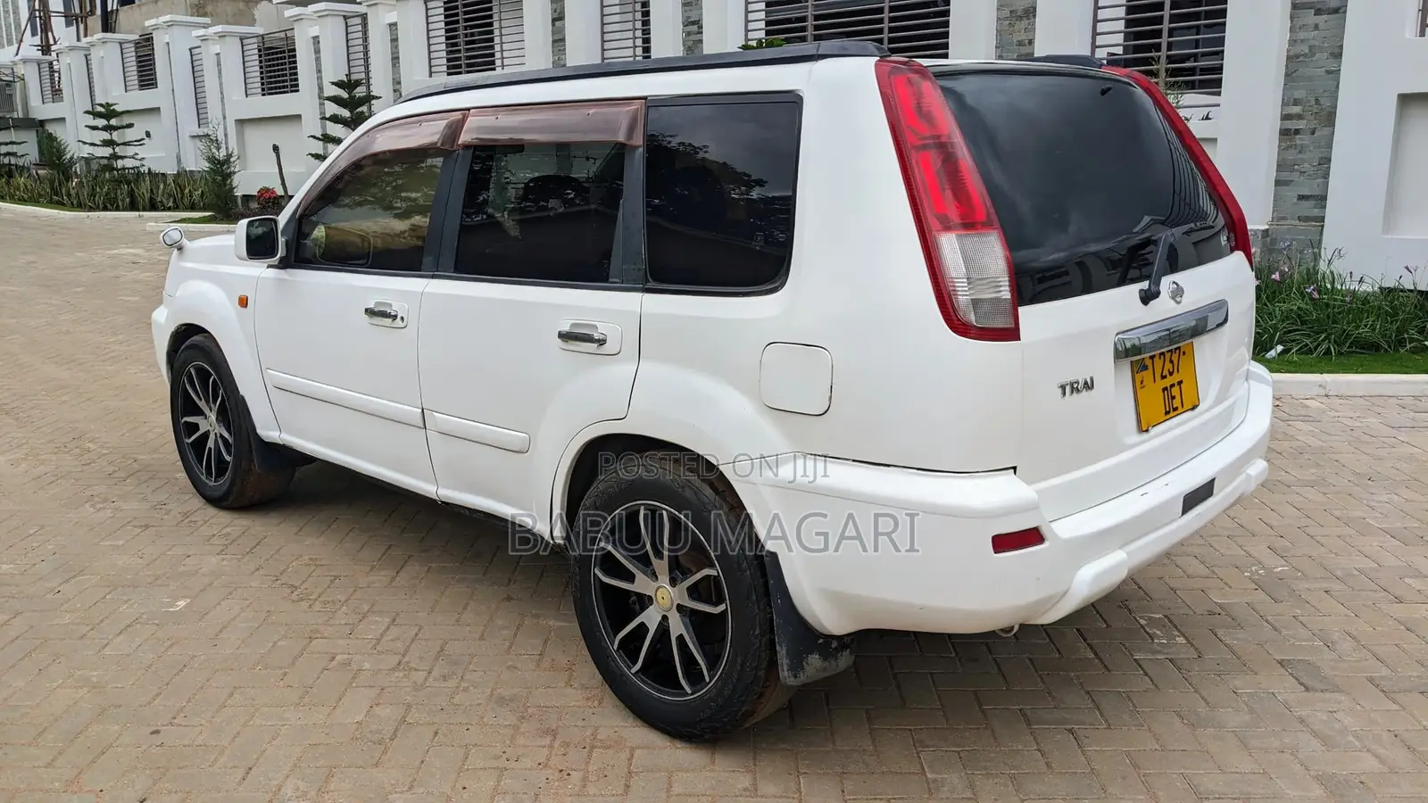 Nissan X-Trail Automatic 2005 White