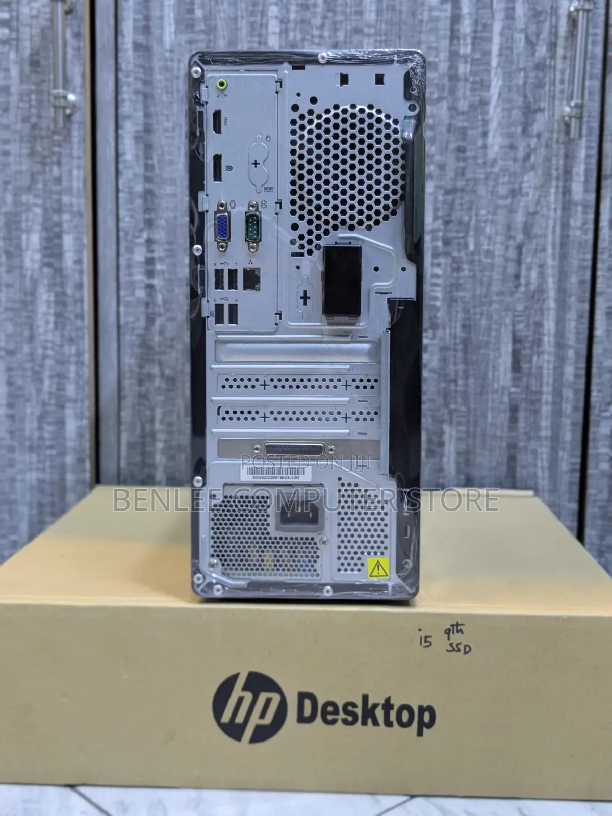 Desktop Computer Lenovo V520S SFF 4GB Intel Core i3 SSD 256GB