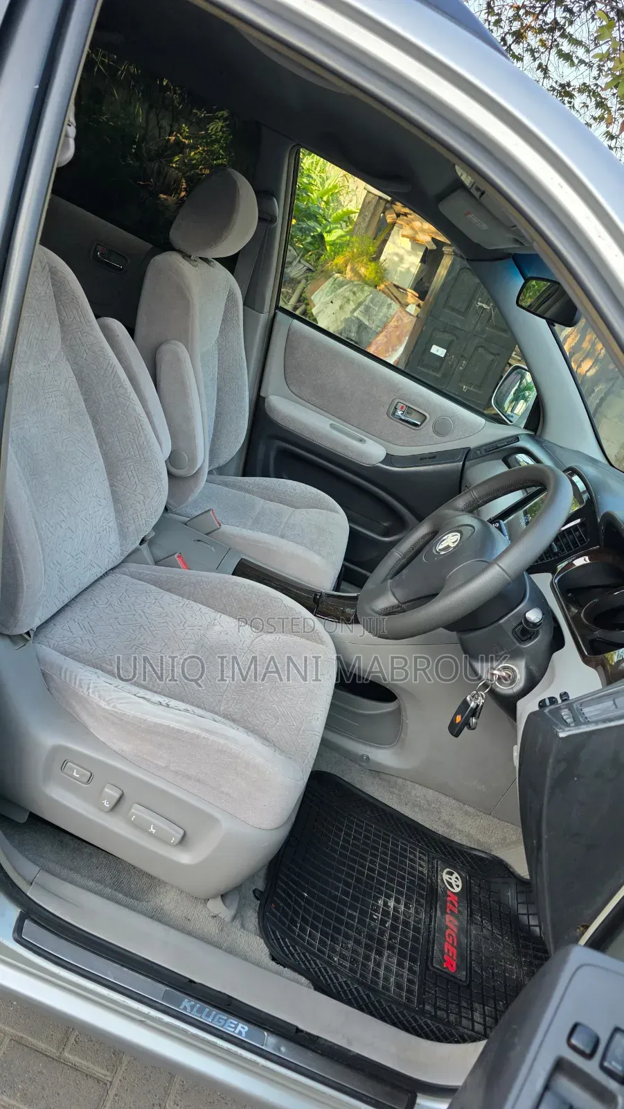 Toyota Kluger 2021 Silver