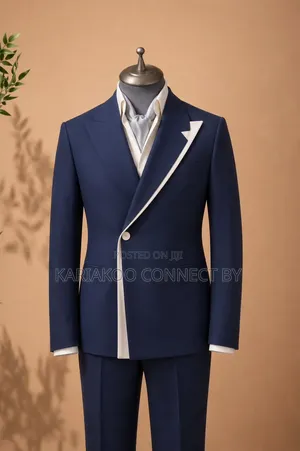 Gentleman’s Luxury Navy Blue Suit