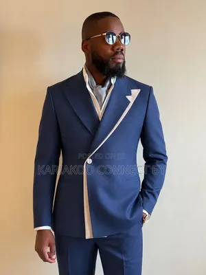 Gentleman’s Luxury Navy Blue Suit
