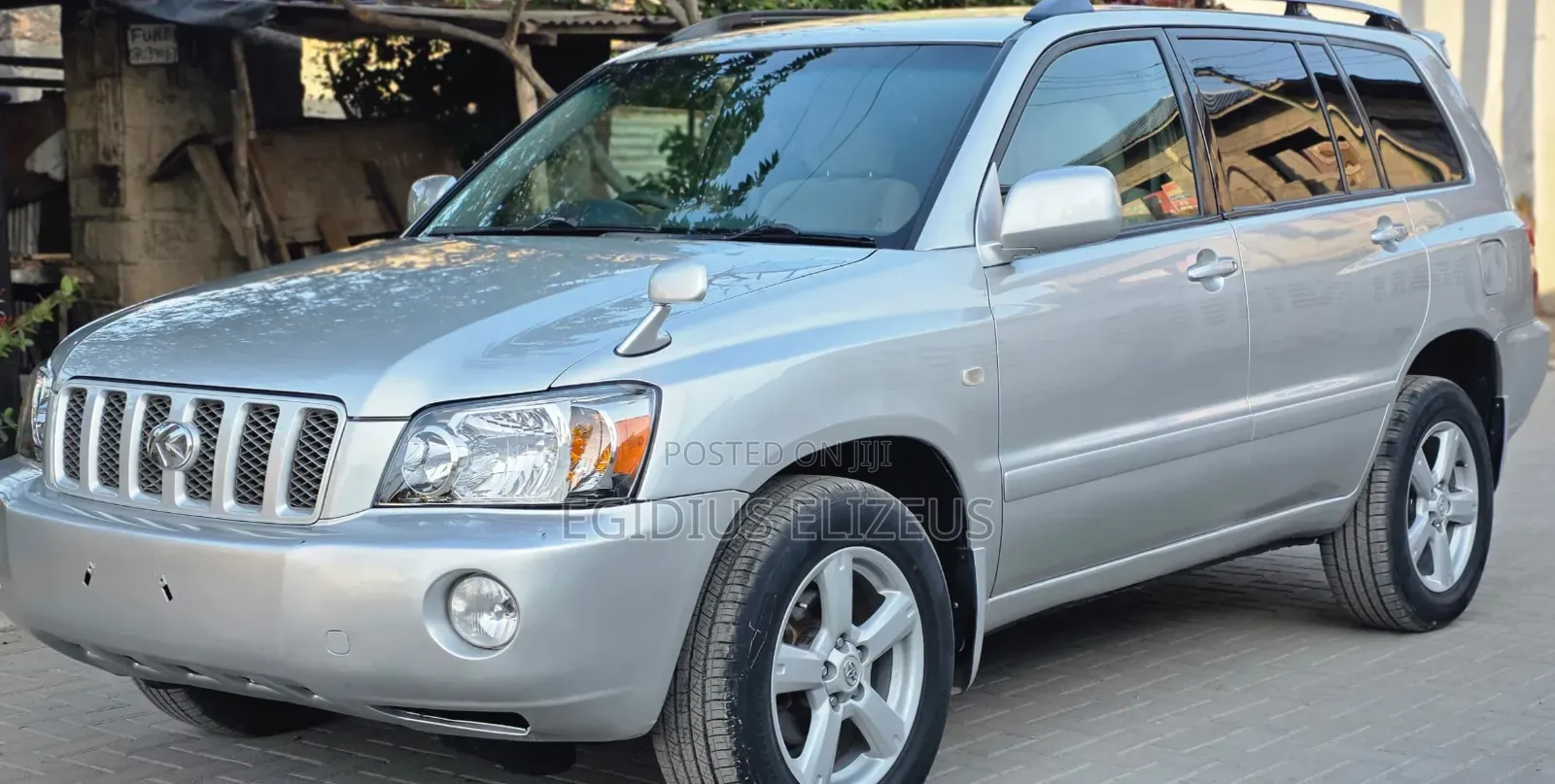 Toyota Kluger 2001 Silver