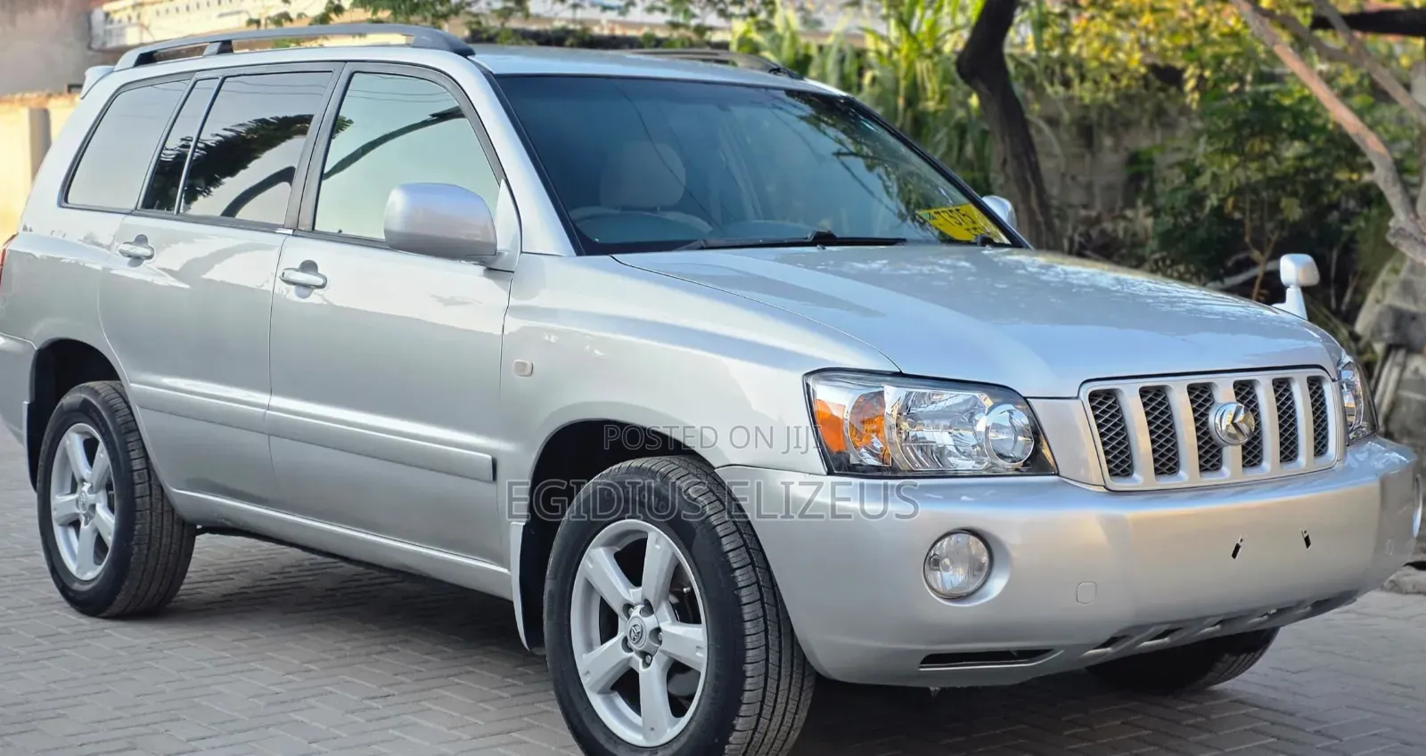 Toyota Kluger 2001 Silver