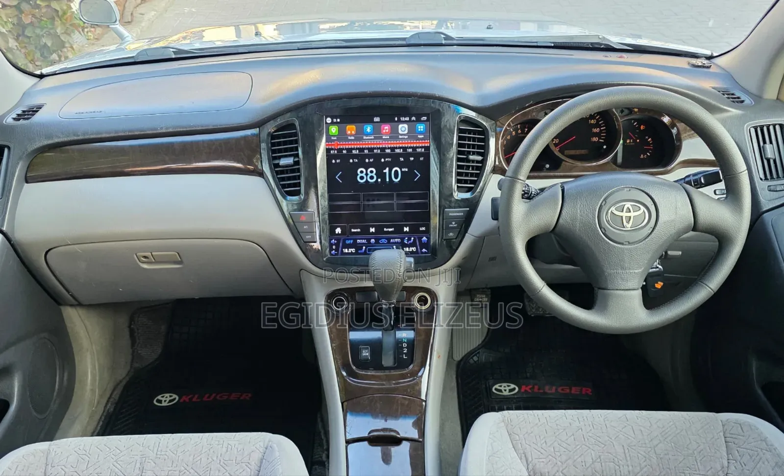 Toyota Kluger 2001 Silver