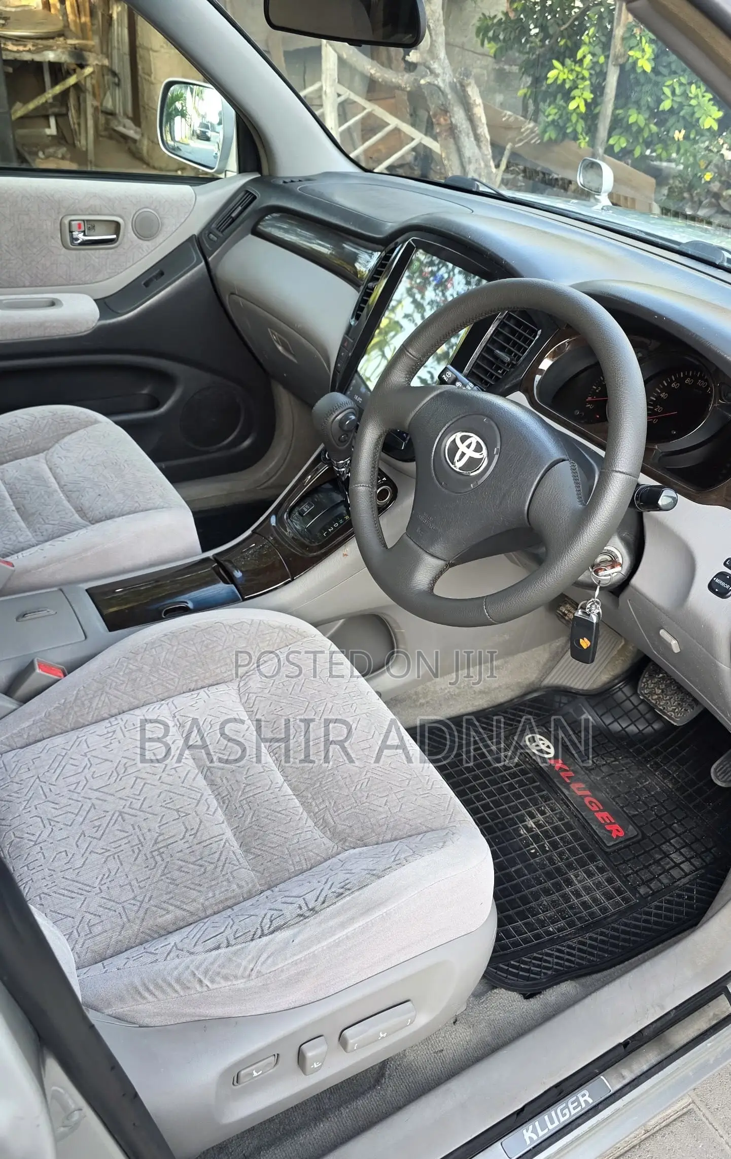 Toyota Kluger 2001 Silver