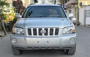 Toyota Kluger 2001 Silver
