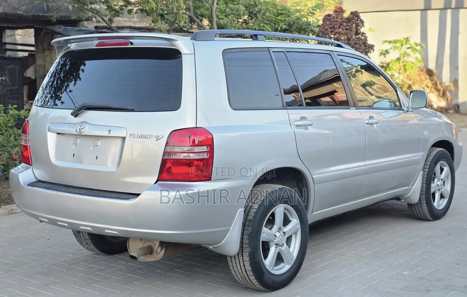 Toyota Kluger 2001 Silver