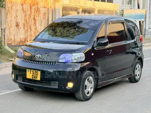 Toyota Porte 1.5 AWD 2006 Black