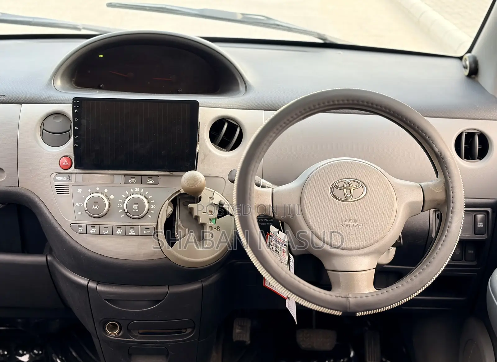 Toyota Sienta 1.5 AWD 2005 Burgundy