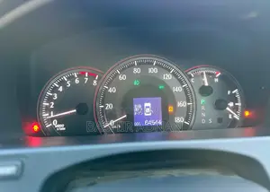 Toyota Crown 2009 Off white